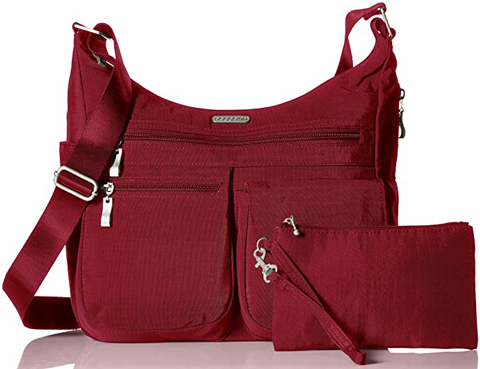 Best travel purses - Baggallini 'Everywhere' bag | 40plusstyle.com