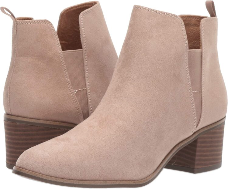 Best shoes with arch support: Dr. Scholl's Shoes Teammate Ankle Boot | 40plusstyle.com