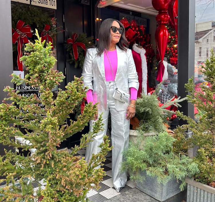 Eugenia wears a silver suit | 40plusstyle.com