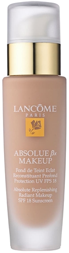 Best foundation for mature skin over 40 - Lancôme Absolue Replenishing Radiant Makeup SPF 18 Sunscreen | 40plusstyle.com