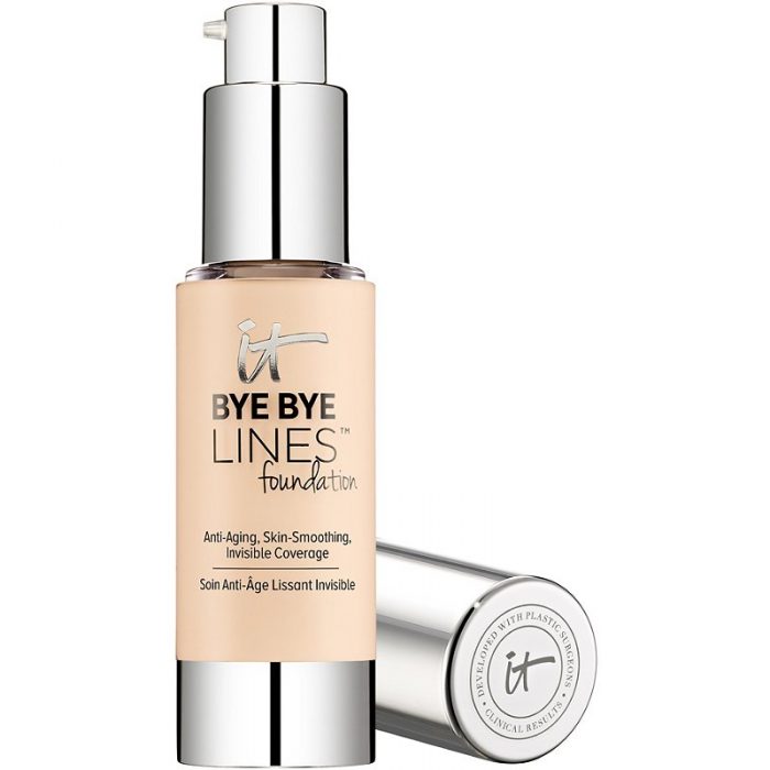 It Cosmetics Bye Bye Lines Sheer Liquid foundation | 40plusstyle.com