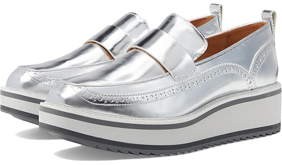 Shoes for winter - Johnston & Murphy Gracelyn Chain Loafers | 40plusstyle.com