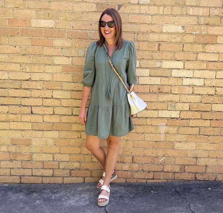 Karen wears a tiered green dress | 40plusstyle.com