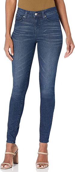 Best pants to hide your belly - Signature by Levi Strauss & Co. Gold Label Totally Shaping Skinny Jeans | 40plusstyle.com