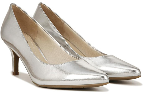 LifeStride Sevyn Pumps | 40plusstyle.com