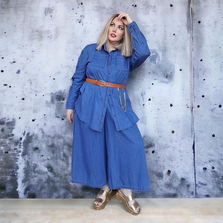 Mel wears a denim co-ord suit | 40plusstyle.com