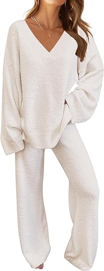 MEROKEETY Fleece Pajama Set | 40plusstyle.com