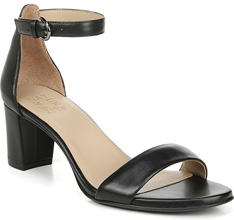 The best womens sandals this summer - Naturalizer Vera Sandal | 40plusstyle.com