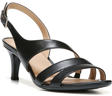 Naturalizer slingback sandal | 40plusstyle.com