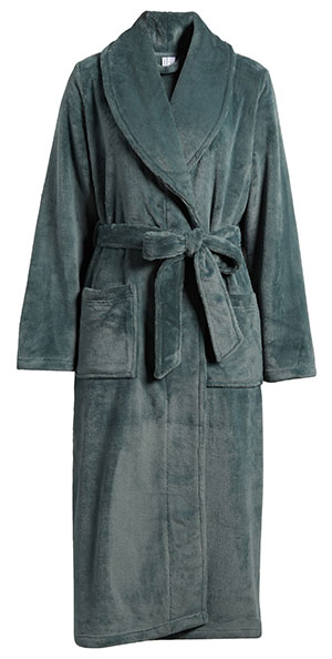 Nordstrom Shawl Collar Plush Longline Robe | 40plusstyle.com