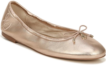 Shoes for wide feet - Sam Edelman 'Felicia' flat | 40plusstyle.com