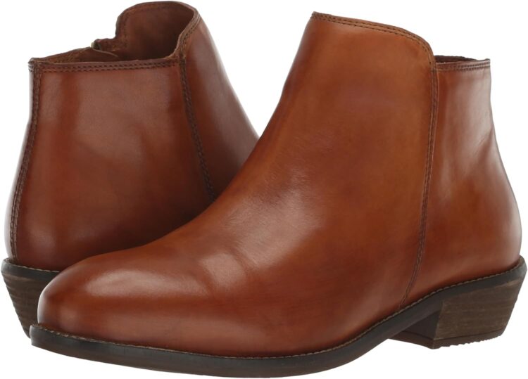 SoftWalk Rocklin 2.0 Booties | 40plusstyle.com