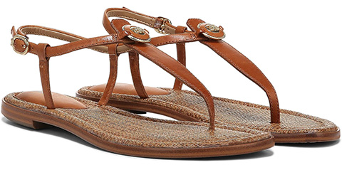 How to wear flat shoes - Sam Edelman Gigi Sandals | 40plusstyle.com