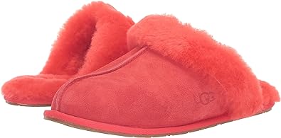 UGG Scuffette II Slipper | 40plusstyle.com